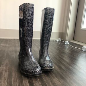 Toms rain boots